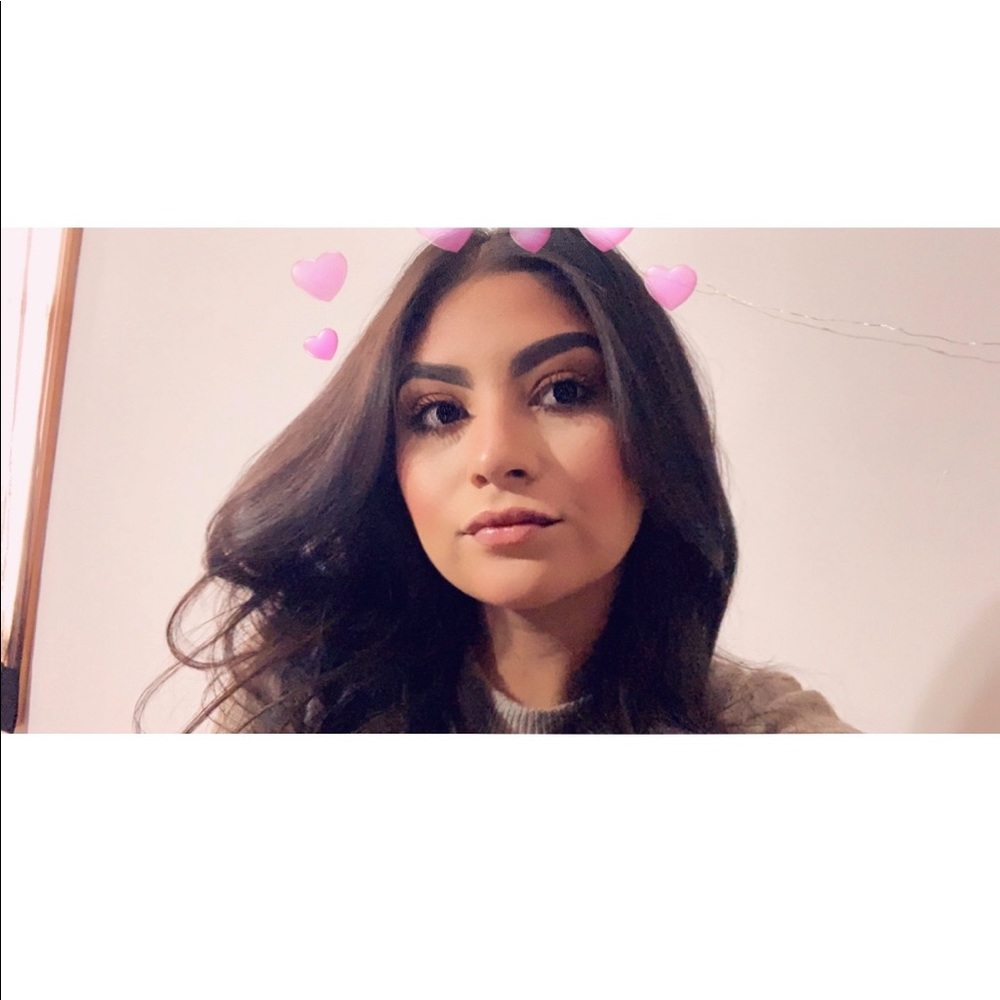 Meet your Posher, Marissa